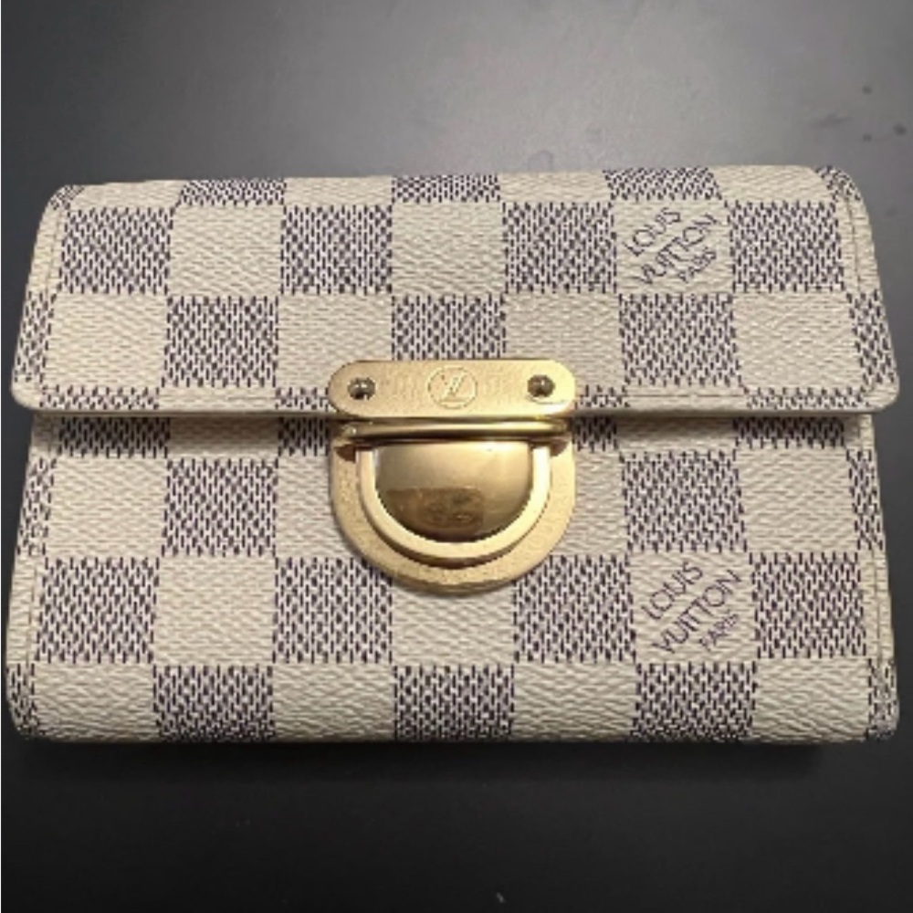Louis Vuitton Authentic Wallet